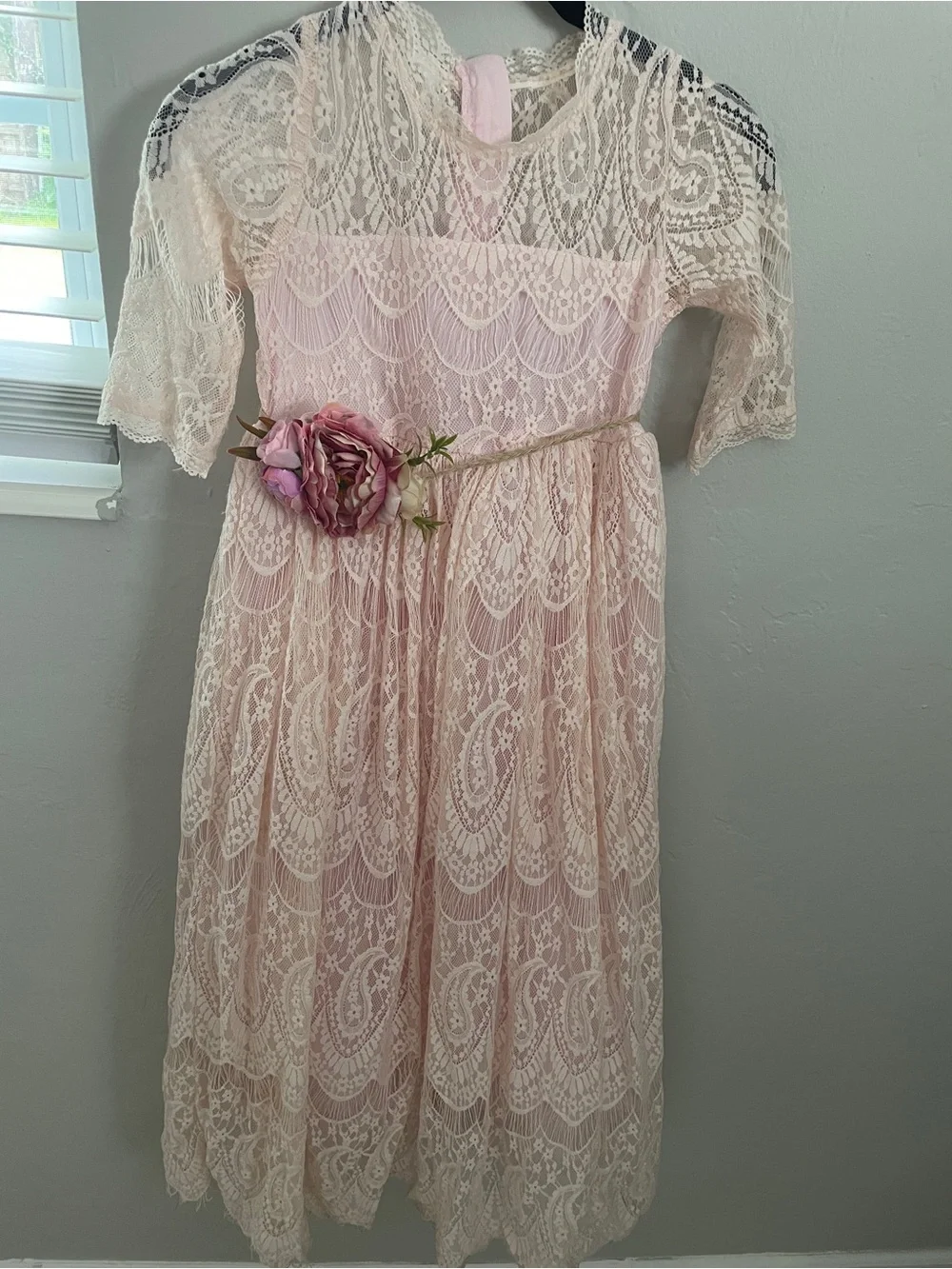 Delicate Pink Lace Formal Photoshoot Dress for Girls with Floral Sash